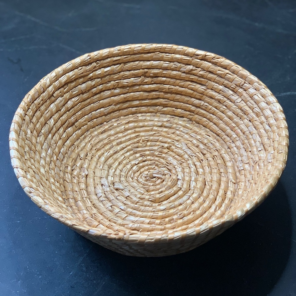 VINTAGE BASKET | Vintage Woven Basket